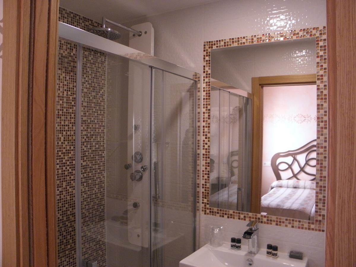 Hostal Paquita Madrid Kültér fotó
